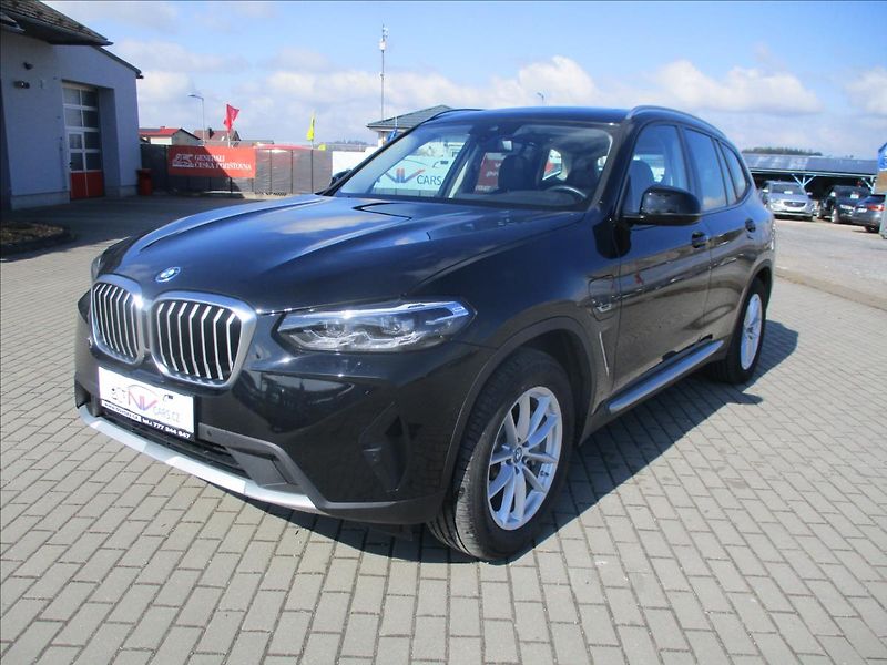 BMW X3 2,0 i xDrive 30e 215kw Hybrid - fotka 1 z 31