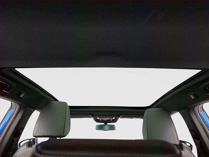 Nissan Qashqai (2022) 1.3 DIG-T - fotka 23 z 23