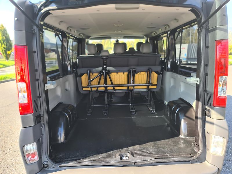 Opel Vivaro (2012) LONG 2.0 CDTi HRADEC KRÁLOVÉ - fotka 61 z 89