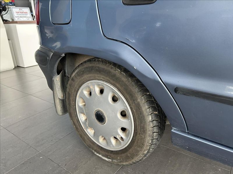 Škoda Felicia 1,3   PŮVOD ČR,60.000KM,TAŽNÉ - fotka 11 z 22