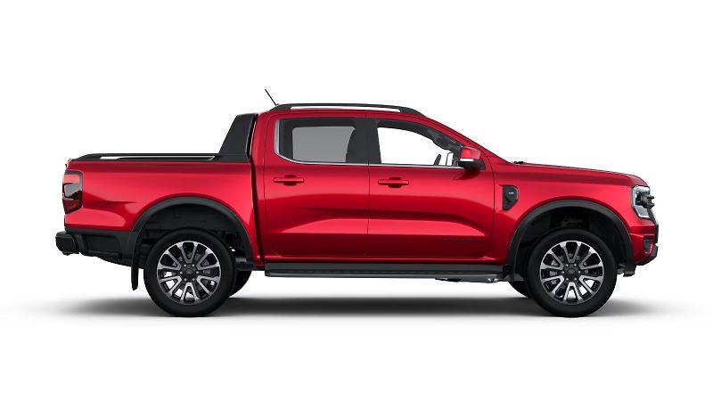 Ford Ranger (2026) Platinum, Dvojkabina, 3.0 EcoB - fotka 3 z 9