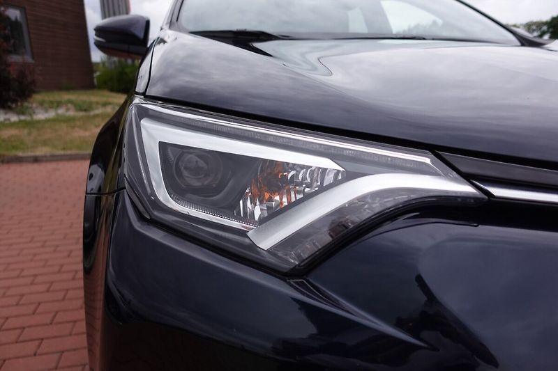 Toyota RAV4 2.5HSD -i E-CVT AWD Selection - fotka 33 z 33