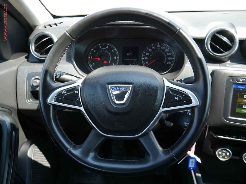 Dacia Duster (2019) 1.6i 4x4, 2.maj,ČR, AC - fotka 13 z 19