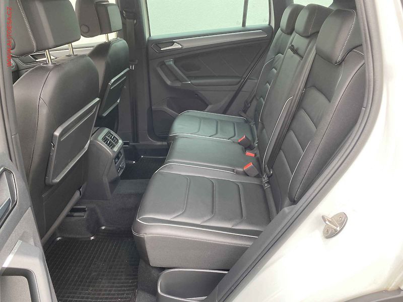 Volkswagen Tiguan (2017) 2.0TDI 4x4, 1.maj,ČR, R-Line - fotka 10 z 20