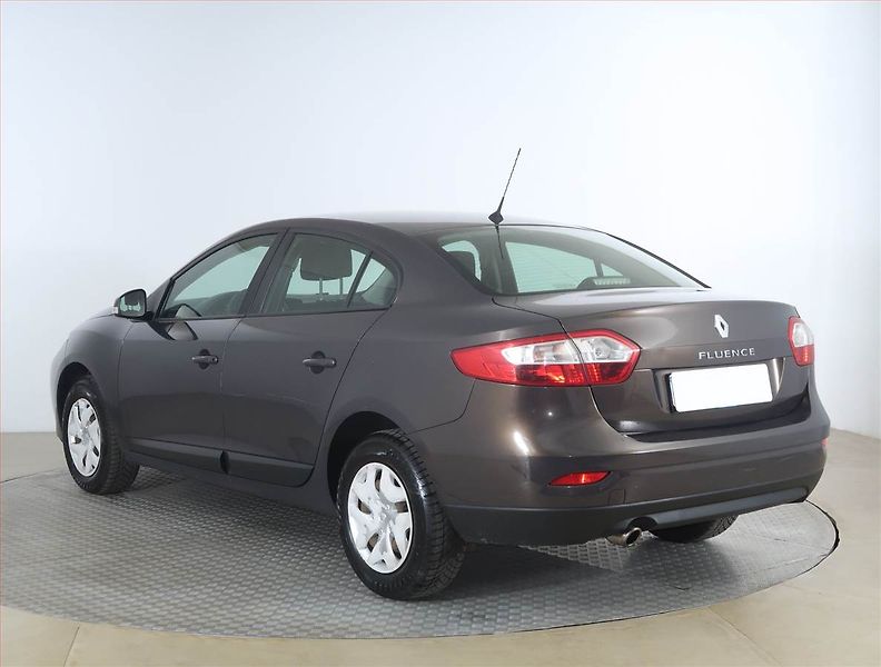 Renault Fluence (2014) 1.6 16V, Tempomat - fotka 4 z 15