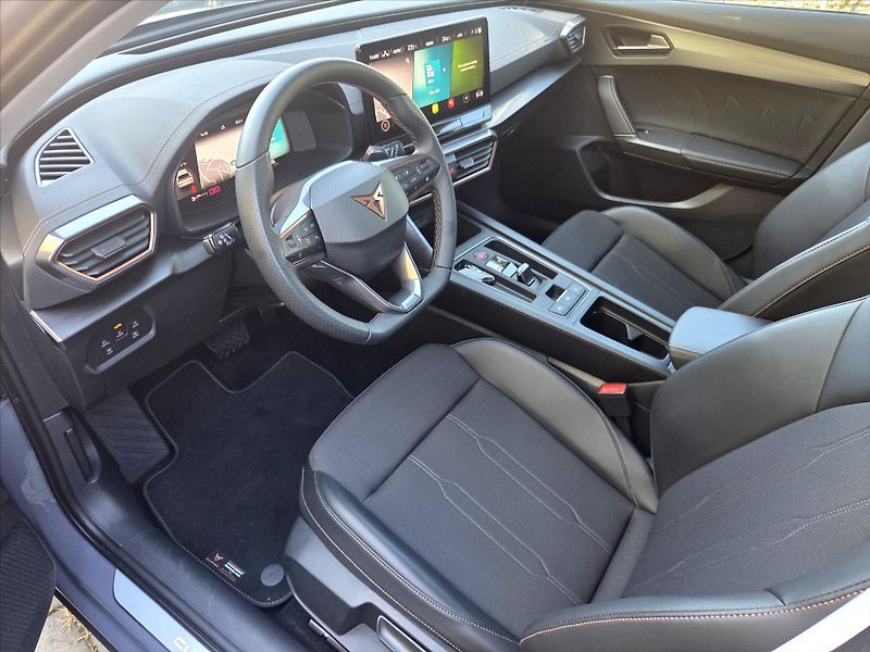 Cupra Formentor 2,0 TSi DSG 4x4 Tažné z. MATRI - fotka 9 z 24
