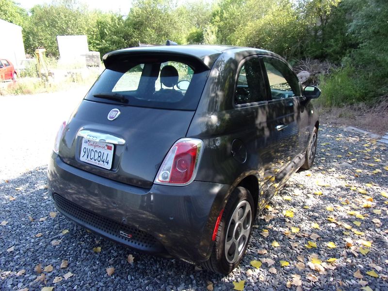 Fiat 500e (2016) 24kWh AUTOMAT DOVOZ USA - fotka 5 z 18