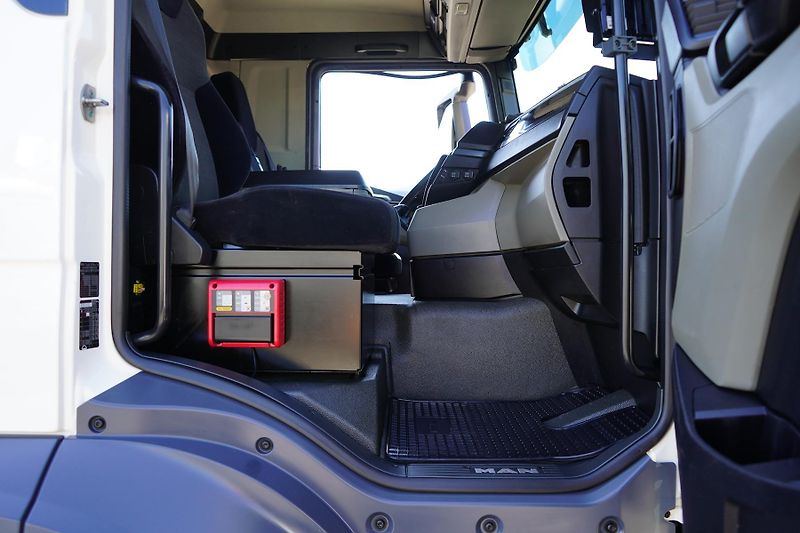 MAN TGS (2021) 33.510 / 6 X 4 / HDS PALFINGER - fotka 61 z 70