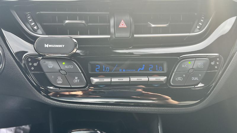 Toyota C-HR 1.2 Turbo EXECUTIVE - fotka 12 z 13