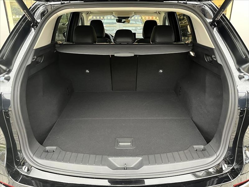 Mazda CX-5 (2026) 2,5 6AT AWD Homura Pano - fotka 5 z 13