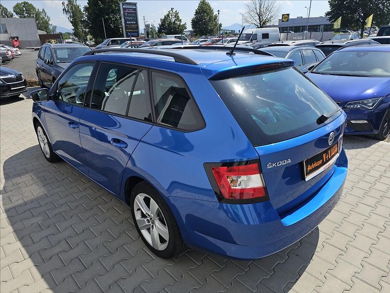 Škoda Fabia III 1,0TSi 70KW Drive - fotka 8 z 43
