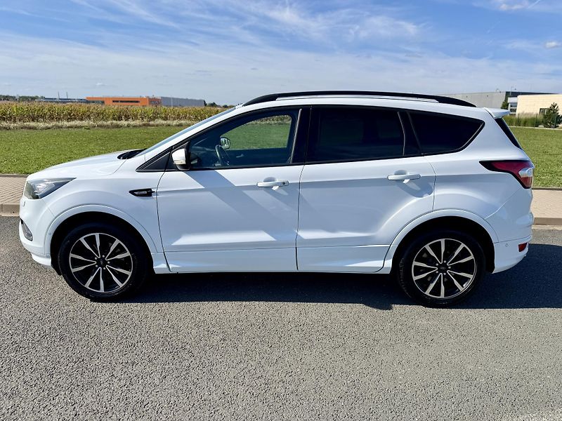 Ford Kuga 1.5 EB ST PANORAMA SERVISKA - fotka 2 z 48