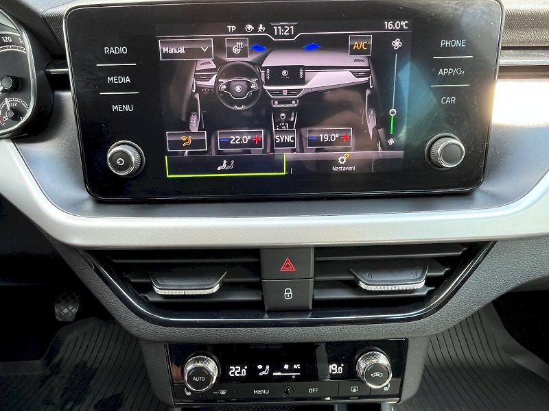 Škoda Kamiq (2020) 1.5 TSI 110 kW Style - fotka 21 z 26