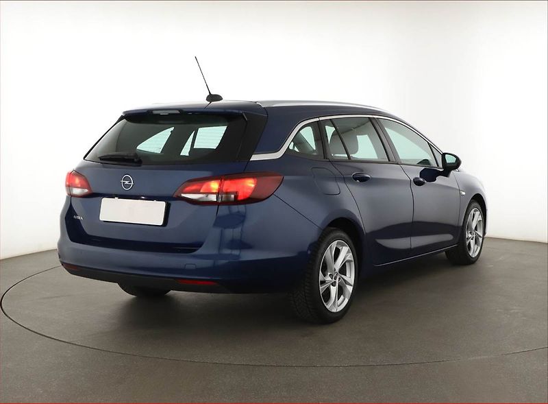 Opel Astra (2021) Elegance 1.5 CDTI, ČR,1.maj - fotka 5 z 14