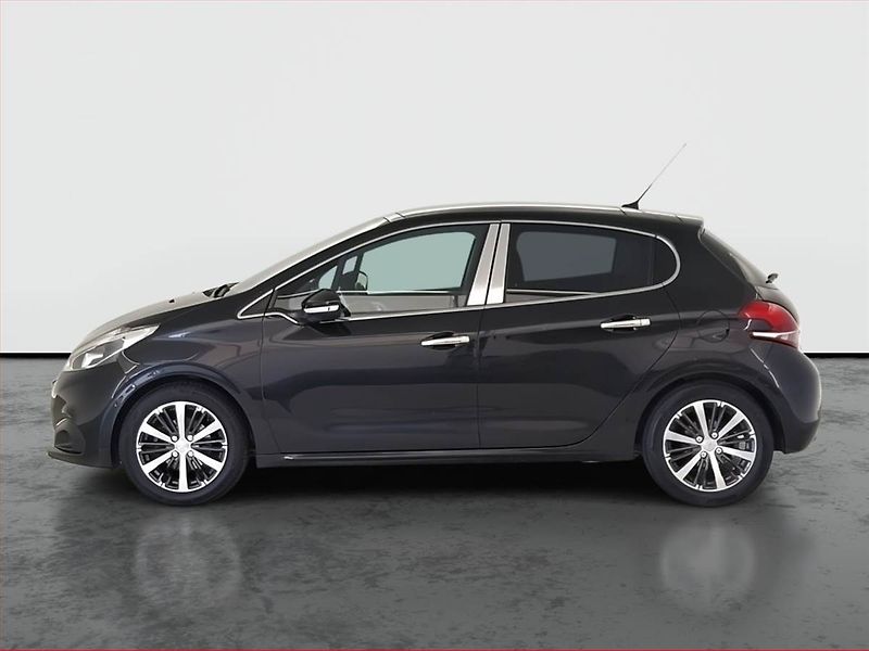 Peugeot 208 (2016) 1.2 PureTech, Navi, Tempomat - fotka 3 z 19