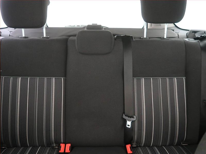 Ford Focus (2008) 1.6 16V, v provozu - fotka 10 z 14