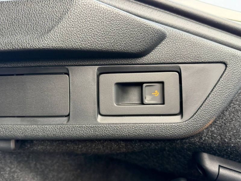 Škoda Octavia Selection 1,5 TSI 110 kW 6° MP - fotka 31 z 35