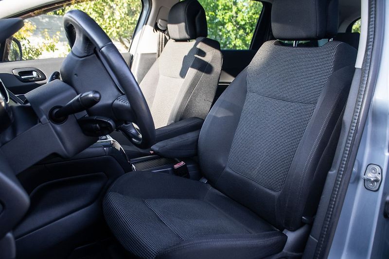 Peugeot 5008 - fotka 9 z 16