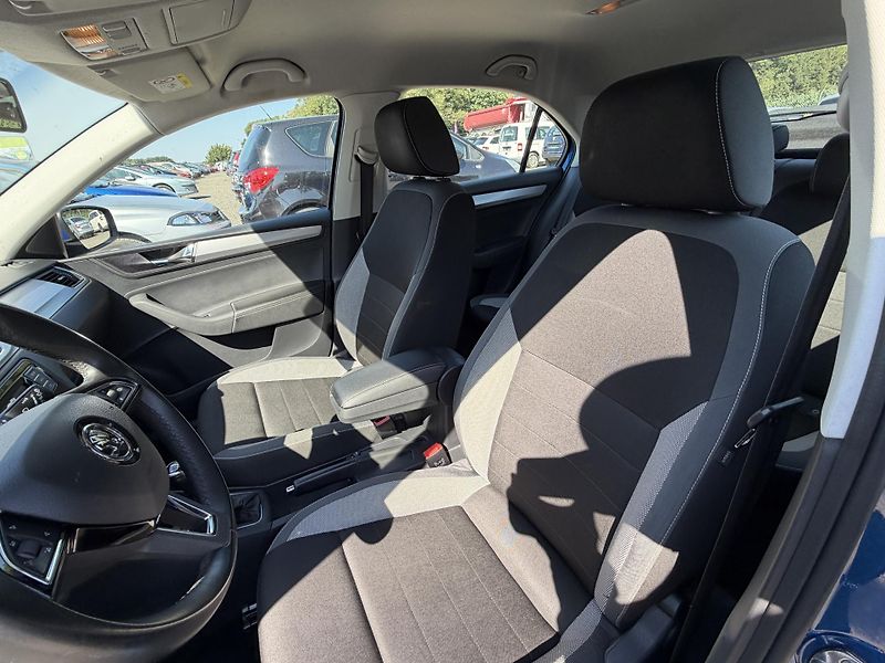Škoda Rapid 1.0 TSI DPH REZERVACE - fotka 15 z 20