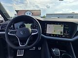 Volkswagen Touareg TDI 210kW R-Line Pano NezT HuD - náhled 13