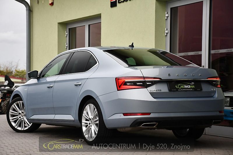 Škoda Superb 2,0TSi 206KW L&K K360 WEBASTO - fotka 3 z 61