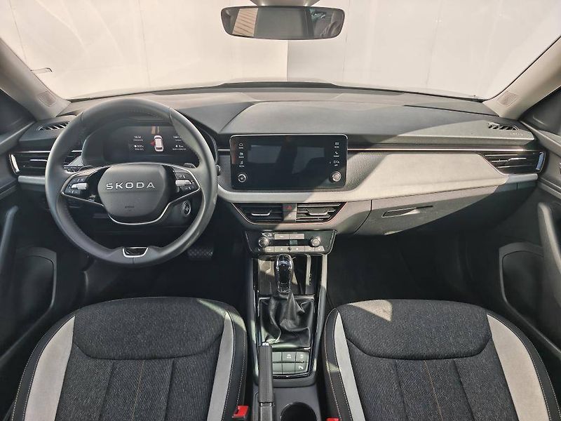 Škoda Kamiq Top Selection 7DSG 1,0TSI - fotka 10 z 22