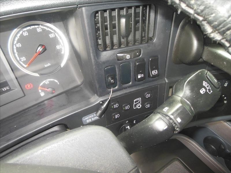 Scania R520, V8, Retarder - fotka 15 z 21