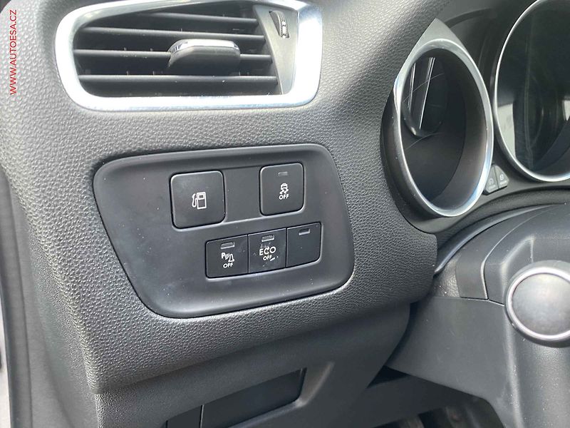 DS Automobiles DS4 (2017) 1.6 HDi, ČR, AT, bixen - fotka 14 z 16