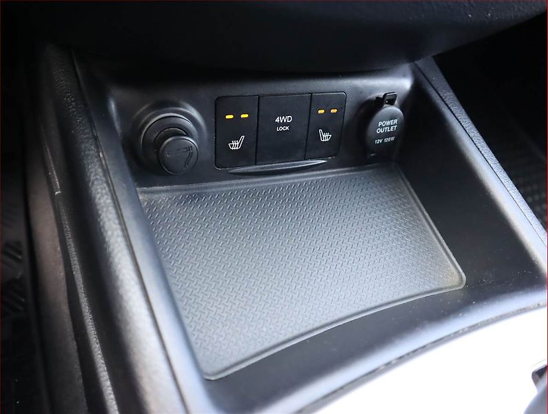 Hyundai Santa Fe (2007) 2.2 CRDi, 4X4, Automat - fotka 17 z 18