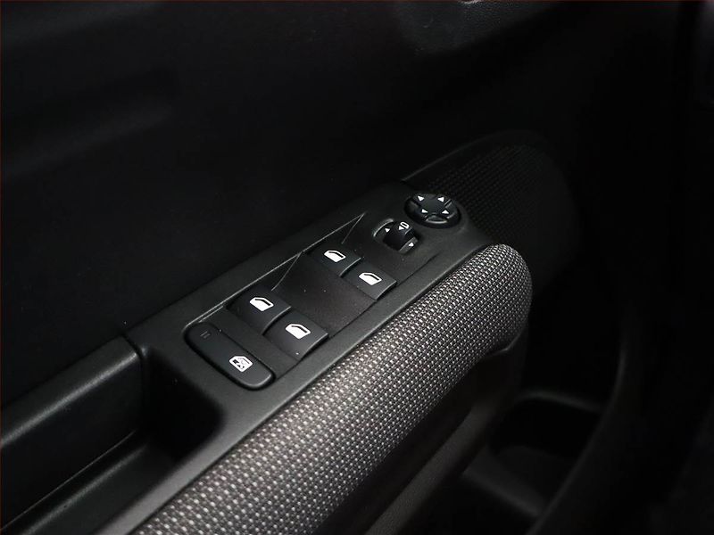 Citroën C3 Aircross (2022) Feel 1.2 PureTech, ČR,1.maj - fotka 13 z 14