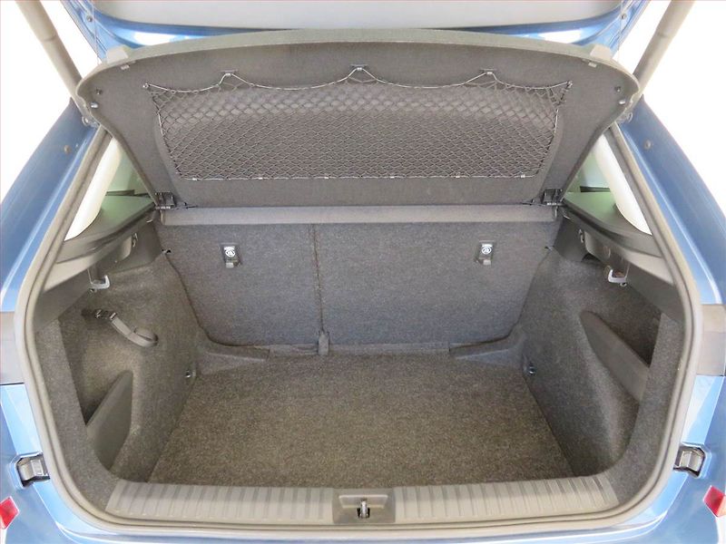 Škoda Kamiq (2021) 1.0 TSI, Serv.kniha, Tempomat - fotka 13 z 17