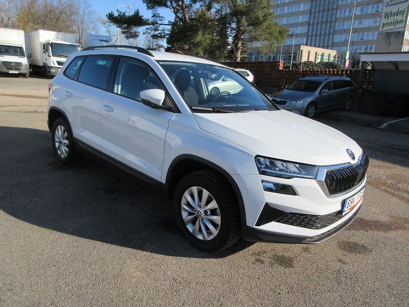 Škoda Karoq SELECTION 2.0 TDI  CR 85 - fotka 3 z 20