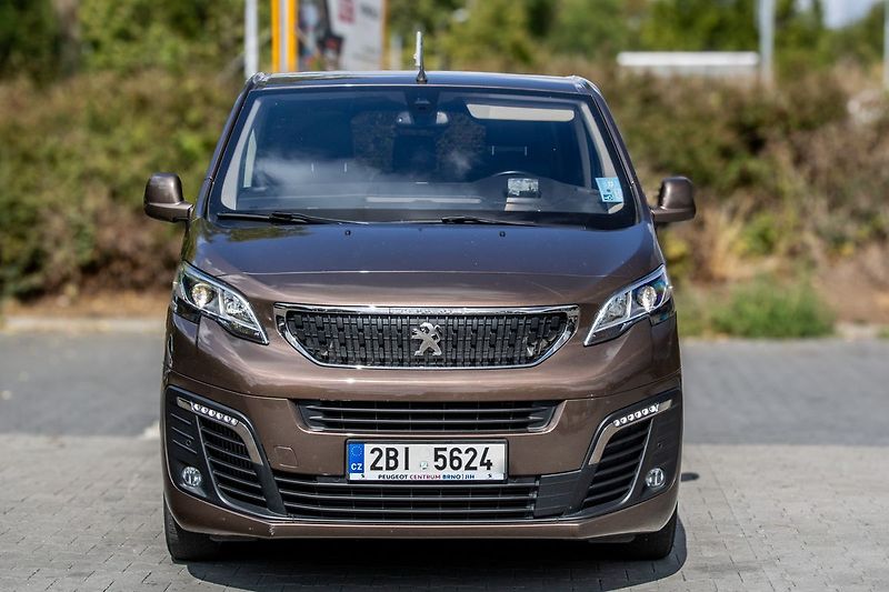 Peugeot Traveller - fotka 2 z 21