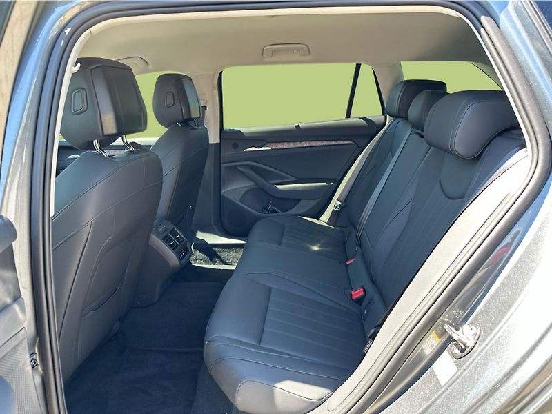 Škoda Superb 2,0 TDI / 110 kW L&K DSG, Nez. - fotka 12 z 22