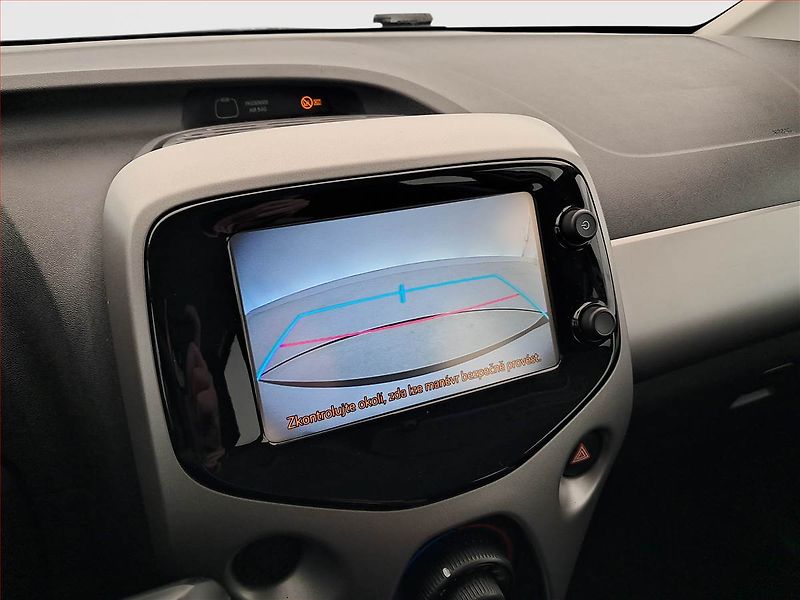 Toyota Aygo (2018) 1.0 VVT-i, Automat, Serv.kniha - fotka 21 z 23