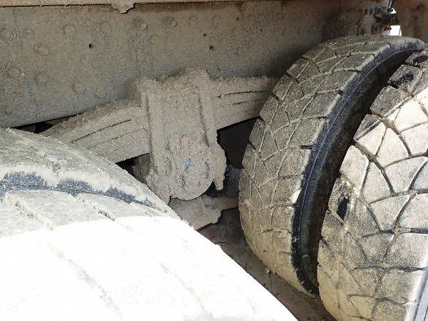 Mercedes-Benz Actros (2004) 3336 hák kontejner 6x6  - fotka 7 z 10