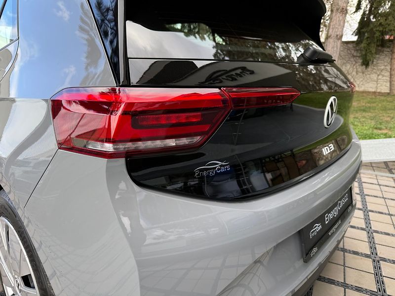 Volkswagen ID.3 PRO Perf. 150kW Kamera 62Kwh - fotka 9 z 37