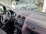 Volkswagen Touran 2,0 TDI 7MÍST VÝHŘEV KLIMA - náhled 16
