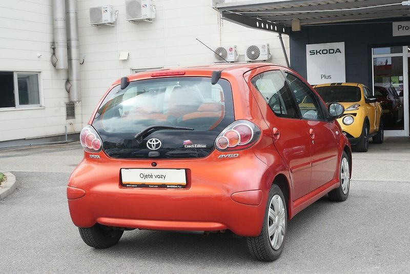 Toyota Aygo - fotka 2 z 6