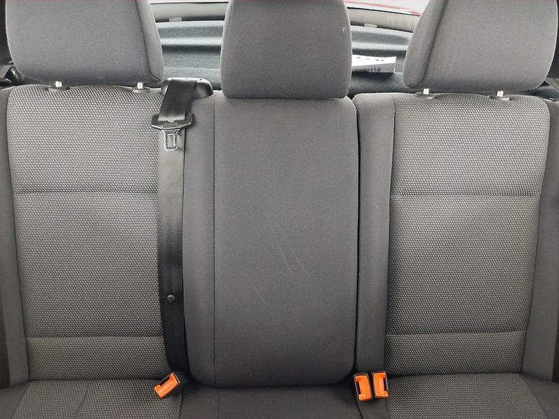 Škoda Octavia (2010) 1.9 TDI , nová STK, udržované - fotka 10 z 17