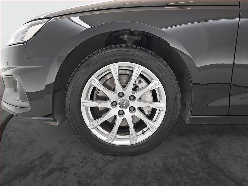 Audi A4 (2020) 2.0 TDI, Automat, Navi - fotka 15 z 24