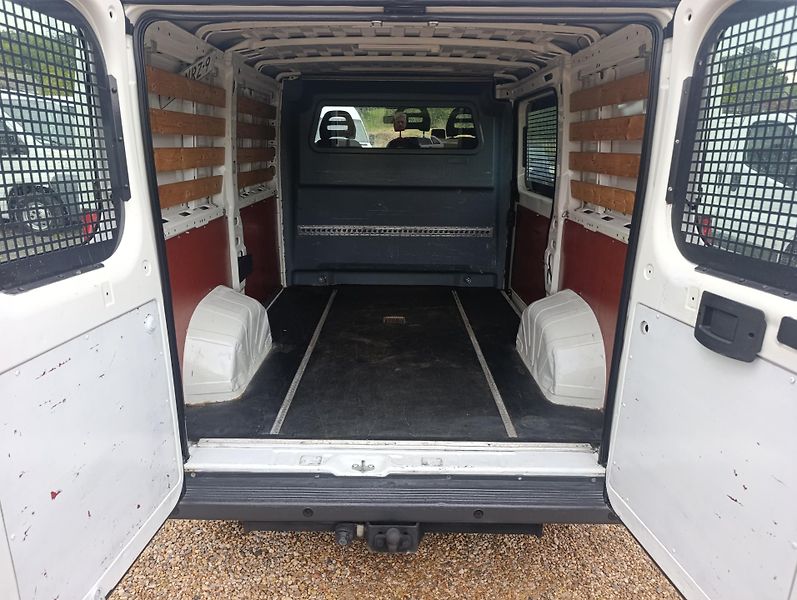 Peugeot Boxer (2014) 2.2Hdi L2H1 klima tažné - fotka 12 z 14