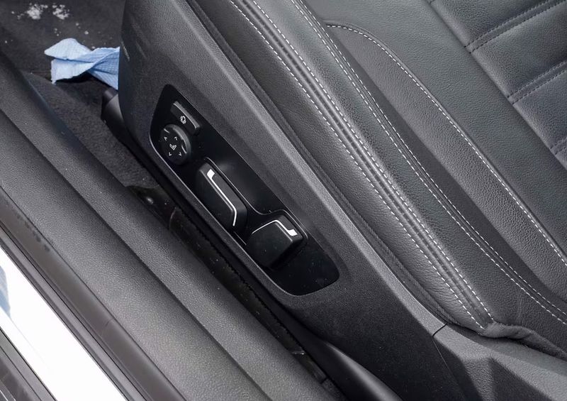 BMW Řada 4 430i xDrive M-Sport - fotka 8 z 17