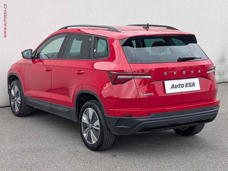 Škoda Karoq (2022) 1.5 TSi, ČR - fotka 4 z 18