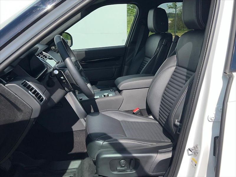 Land Rover Discovery 3,0 S 183kW AWD D250 7míst - fotka 11 z 31