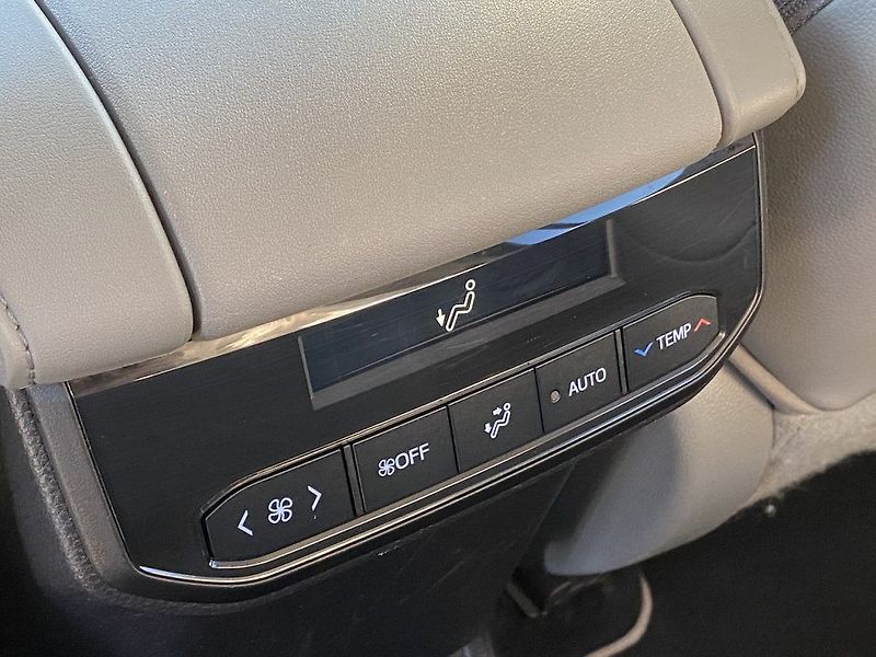 Toyota Highlander 2.5HSD, ČR, PrestigeTech, DPH - fotka 12 z 28