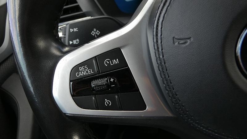BMW X3 20d xDrive - fotka 11 z 27