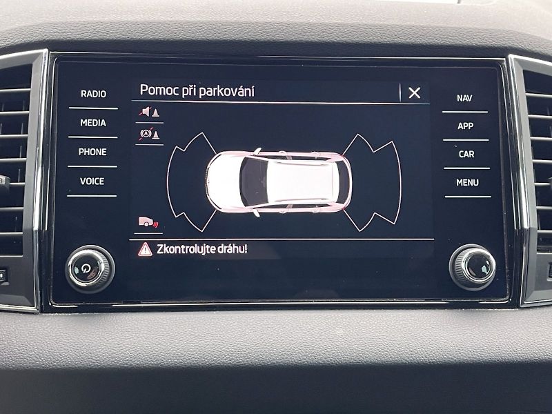 Škoda Karoq (2021) 1.5 TSI 110 kW Style Plus - fotka 17 z 34