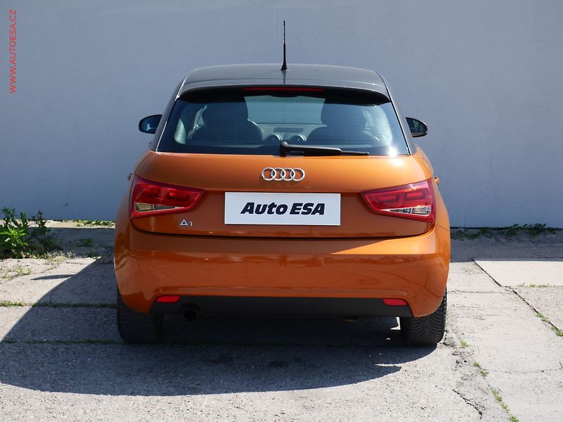 Audi A1 (2014) 1.2 TFSi, Attraction, bixen - fotka 5 z 20