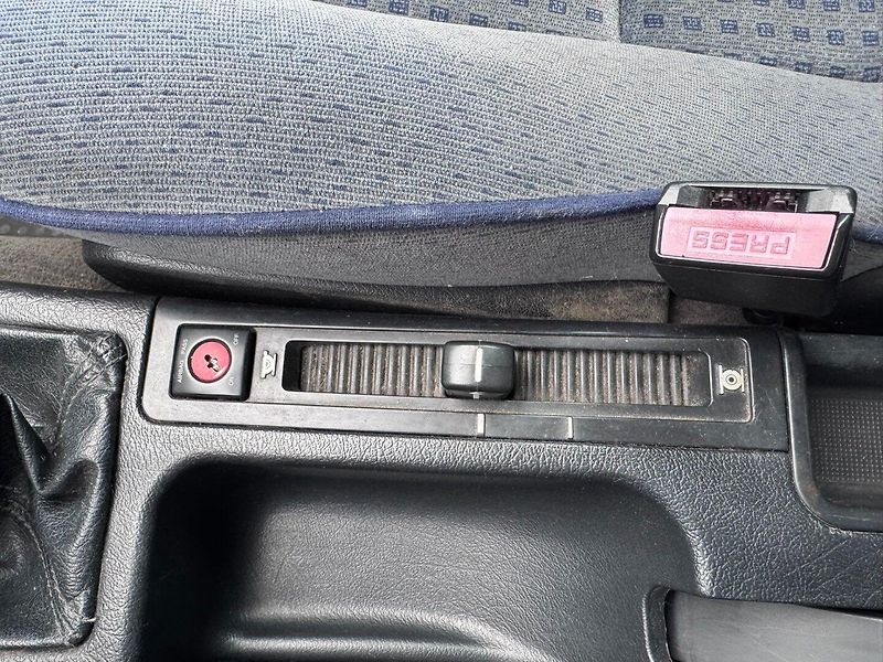 Citroën Xantia (2000) 2.0 HDI 66 KW STK - fotka 28 z 43